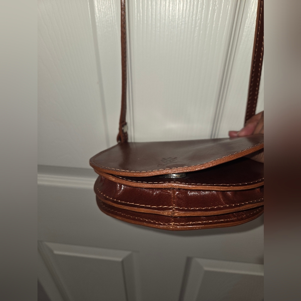 Brown Leather Crossbody Bag - Saddle Style - Picture 5 of 8
